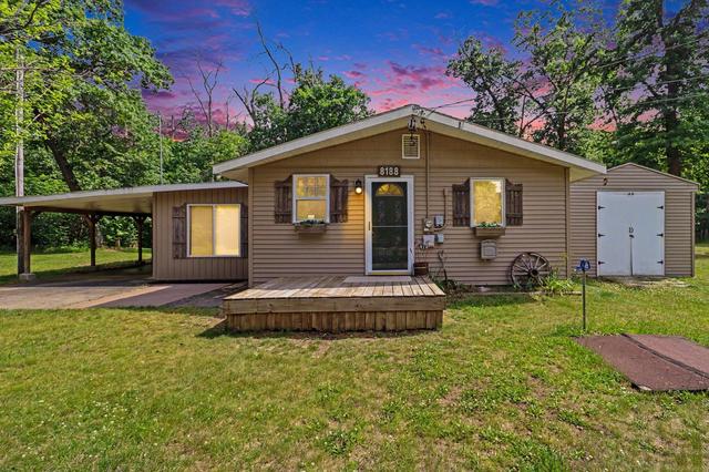 8188 E Woodruff Dr, Newaygo, MI 49337