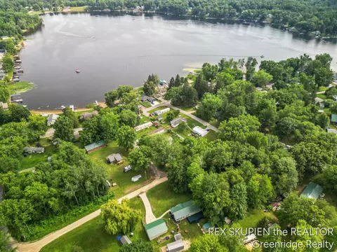 View/Area - 571 W Eagle Rdg, White Cloud, MI 49349 photo 2 of 3