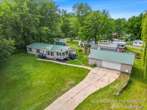 View/Area - 571 W Eagle Rdg, White Cloud, MI 49349 photo 1 of 3