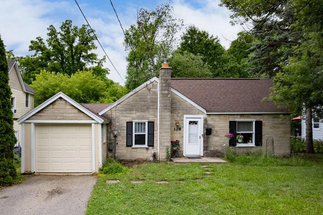 128 S Berkley St, Kalamazoo, MI 49006