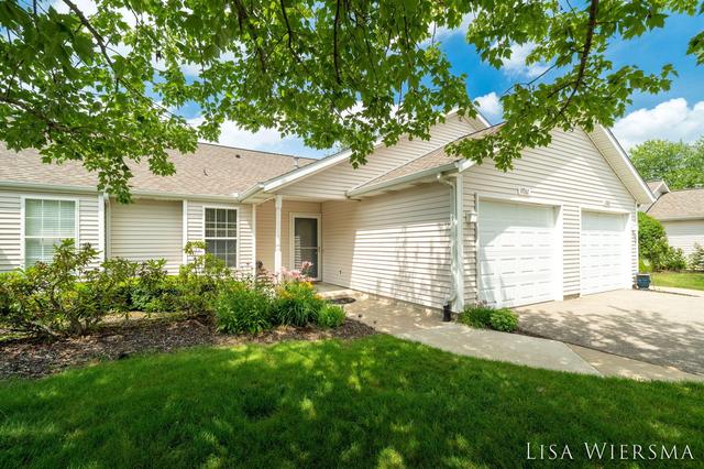 11967 Willow Wood Ln S, Holland, MI 49424