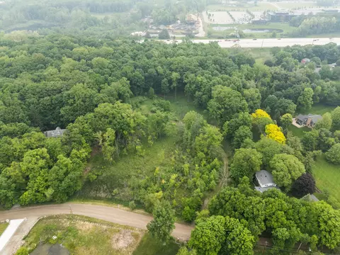 36300 Howard Rd, Farmington, MI 48331