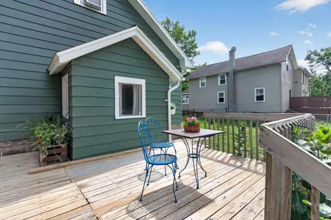Exterior - 302 Hill St, Jackson, MI 49202 photo 8 of 14