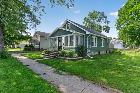 302 Hill St, Jackson, MI 49202