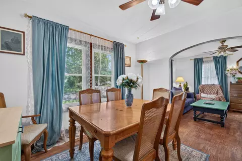 Dining - 302 Hill St, Jackson, MI 49202 photo 3 of 3