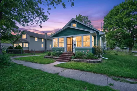 Exterior - 302 Hill St, Jackson, MI 49202 photo 1 of 14