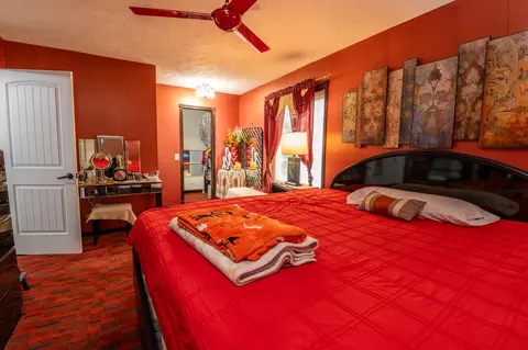 Bedroom - 989 Mccabe Ave NE, Ada, MI 49301 photo 1 of 8