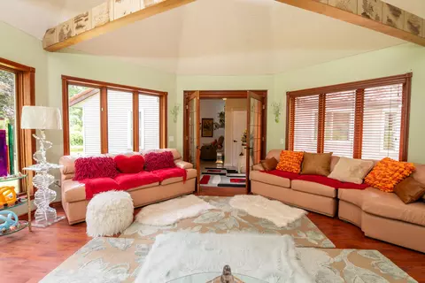 Living - 989 Mccabe Ave NE, Ada, MI 49301 photo 2 of 2