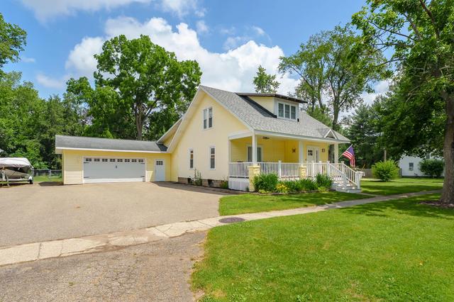 378 W Franklin St, Otsego, MI 49078