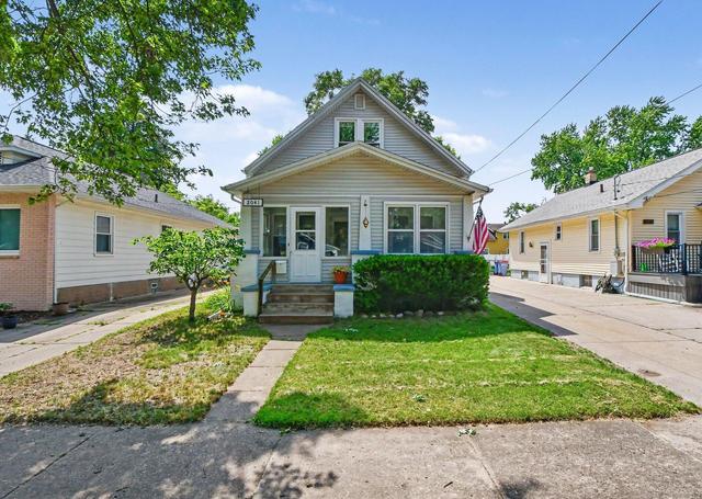 2041 Edgewood Ave NE, Grand Rapids, MI 49505