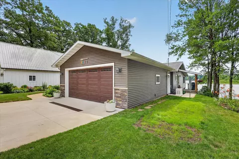 1630 S Colonel Pt, Crystal, MI 48818 photo 3