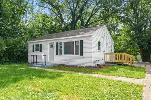 1301 Colgrove Ave, Kalamazoo, MI 49048