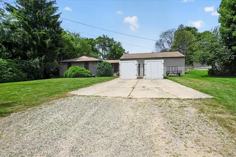 16658 Eunice St, East Lansing, MI 48823