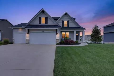 6688 Arlene Dr, Hudsonville, MI 49426