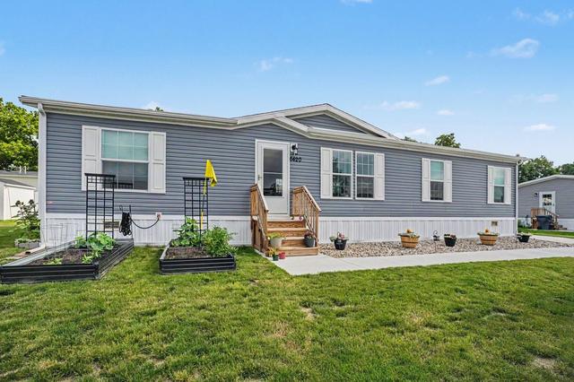 6420 Suffield Ln, Kalamazoo, MI 49009