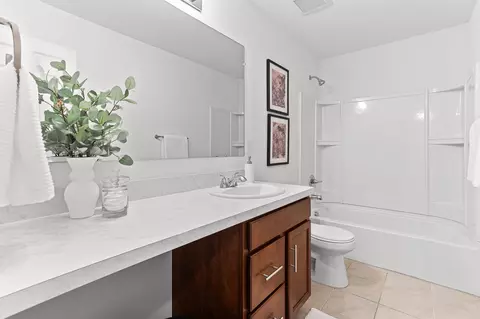 Bath - 286 Springview St, Ann Arbor, MI 48103 photo 5 of 6
