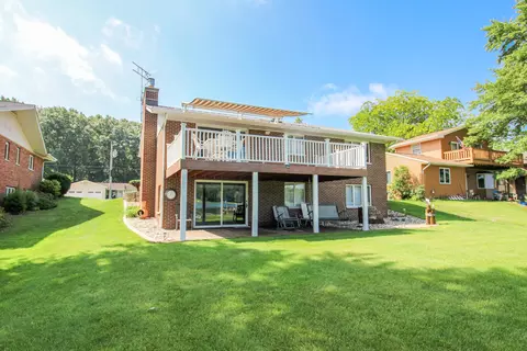13408 Pleasant View Rd, Three Rivers, MI 49093
