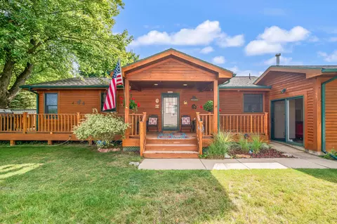 2541 Van Dyke St, Conklin, MI 49403