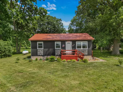 8312 Packard Rd, Morenci, MI 49256