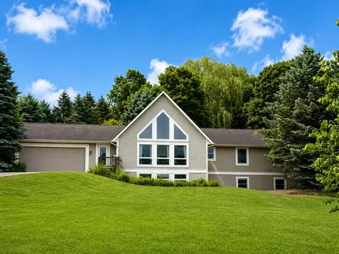 350 Mary Ct, Hesperia, MI 49421