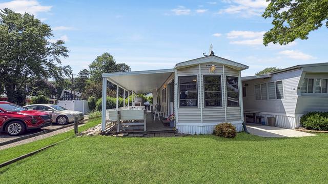 2250 Ottawa Beach Rd #45, Holland, MI 49424