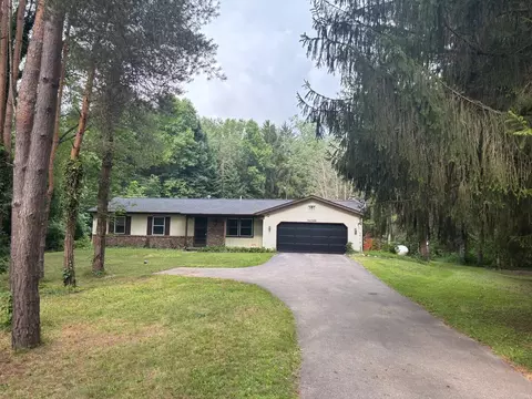 34268 County Road 653, Paw Paw, MI 49079