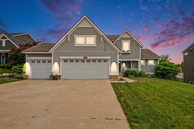 3113 Lowingside Dr, Jenison, MI 49428