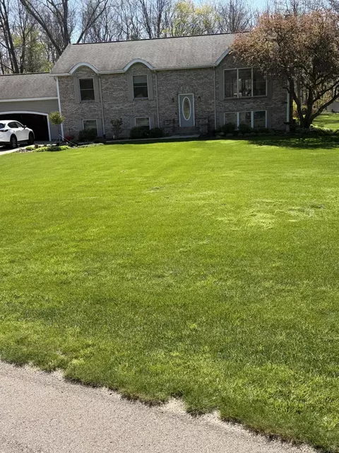 23031 Prairie View Ct, Mattawan, MI 49071