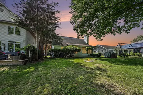 7507 Hillcrest Ave, Manitou Beach, MI 49253