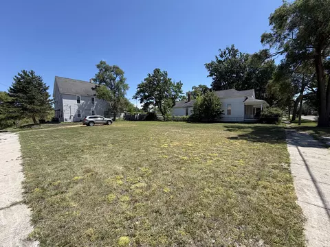 1430 Beidler St, Muskegon, MI 49441