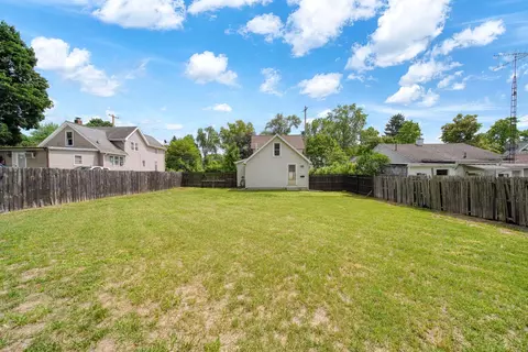 Exterior - 122 W Monroe St, Jackson, MI 49202 photo 7 of 8