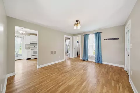 Living - 122 W Monroe St, Jackson, MI 49202 photo 4 of 4