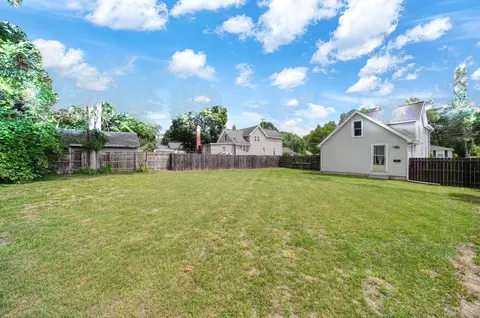 Exterior - 122 W Monroe St, Jackson, MI 49202 photo 6 of 8
