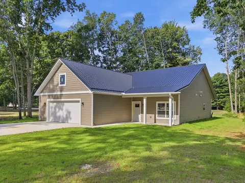 6805 Mayfair Dr, Canadian Lakes, MI 49346