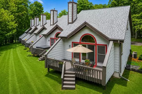 9538 7 Mile Rd #1, Stanwood, MI 49346
