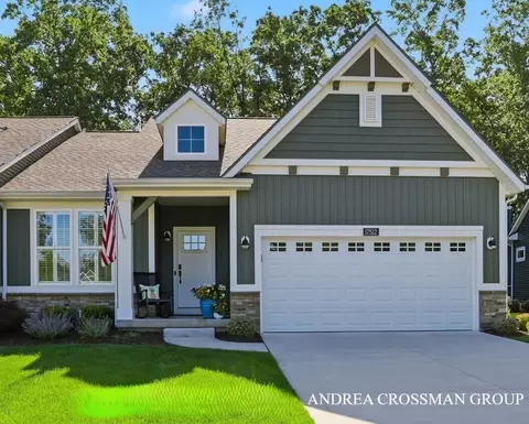 17512 Shinnecock Dr, Spring Lake, MI 49456