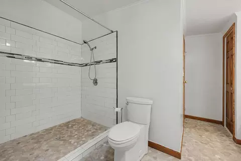 Bath - 4794 Seymour Rd, Jackson, MI 49201 photo 1 of 3