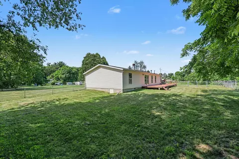 Exterior - 4794 Seymour Rd, Jackson, MI 49201 photo 5 of 10