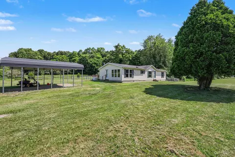 Exterior - 4794 Seymour Rd, Jackson, MI 49201 photo 3 of 10