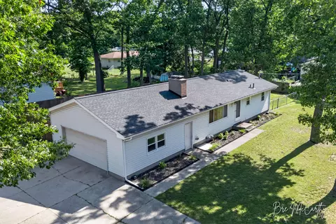 2410 Marcoux Ave, Muskegon, MI 49442
