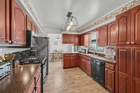 18928 E Michigan Ave, Marshall, MI 49068 photo 2