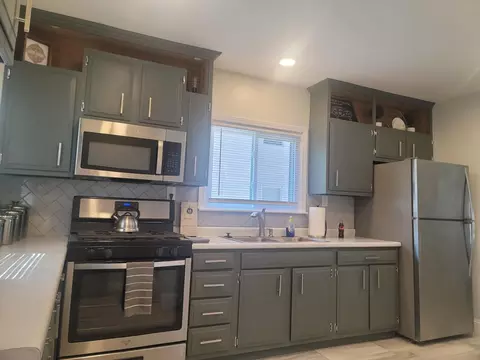 Kitchen - 127 N Thompson St, Jackson, MI 49202 photo 1 of 1