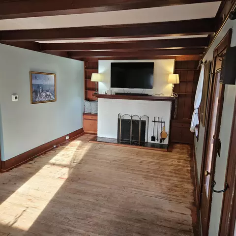 Living - 516 Exchange St, Spring Lake, MI 49456 photo 2 of 2