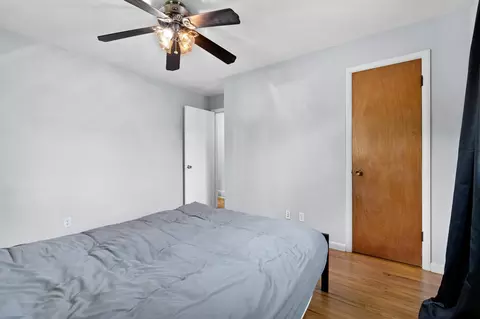 Bedroom - 17175 Moorepark Rd, Three Rivers, MI 49093 photo 5 of 8