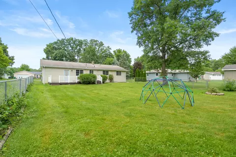 Exterior - 17175 Moorepark Rd, Three Rivers, MI 49093 photo 7 of 10