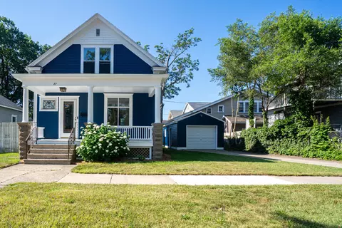 87 Monroe Ave, Muskegon, MI 49440