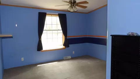 Bedroom - 11067 S River Rd, Evart, MI 49631 photo 3 of 4