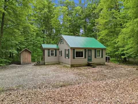 7 E Johnson Rd, Ashley, MI 48806 photo 12