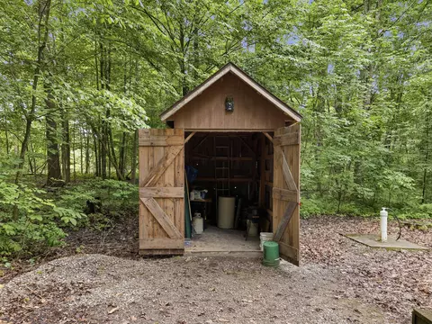 7 E Johnson Rd, Ashley, MI 48806 photo 25