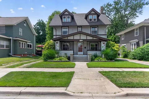 Exterior - 1046 Fourth St, Jackson, MI 49203 photo 2 of 15